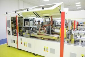 Производственный процесс солнечных панелей полностью автоматизирован.